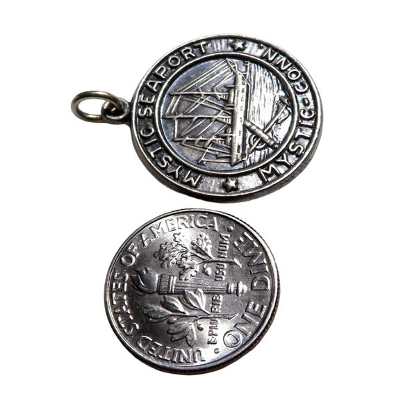 Vintage Sterling Silver Mystic Seaport Connecticut Nautical Charm/Pendant 1960s - Picture 3 of 3